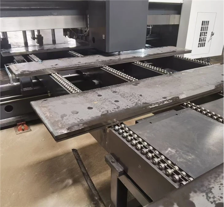 Higher Quality&Lower Price CNC Sawing And Milling Machine In China Higher Quality&Lower Price CNC Sawing And Milling Machine In China